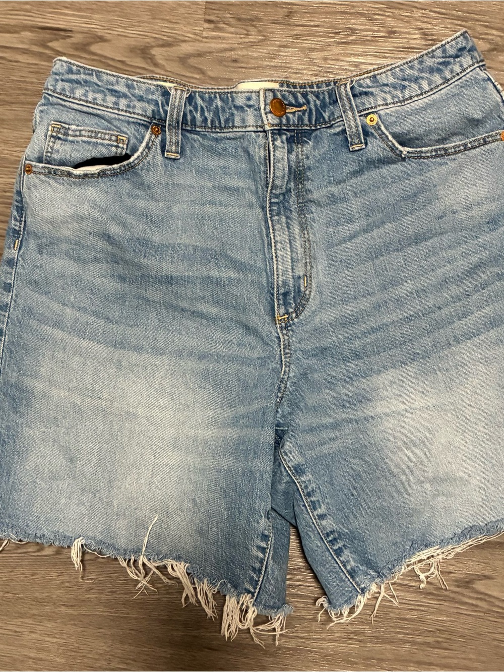 Universal Thread Light Blue Denim Vintage Bermuda Shorts. Distressed Jeans.
